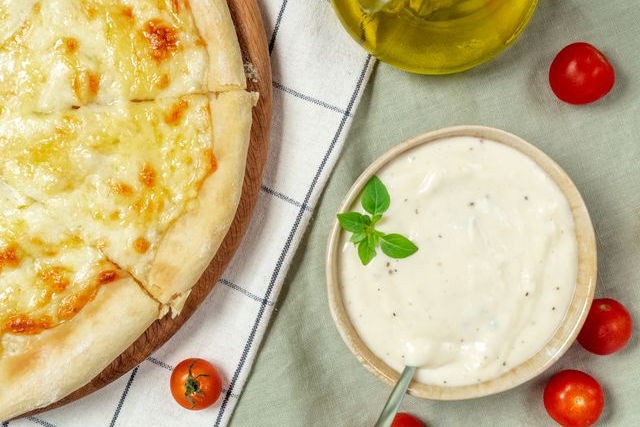 Белый соус на выбор