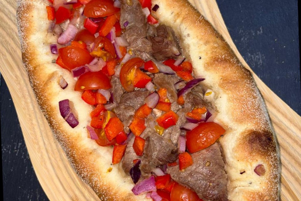 Пиде с говядиной