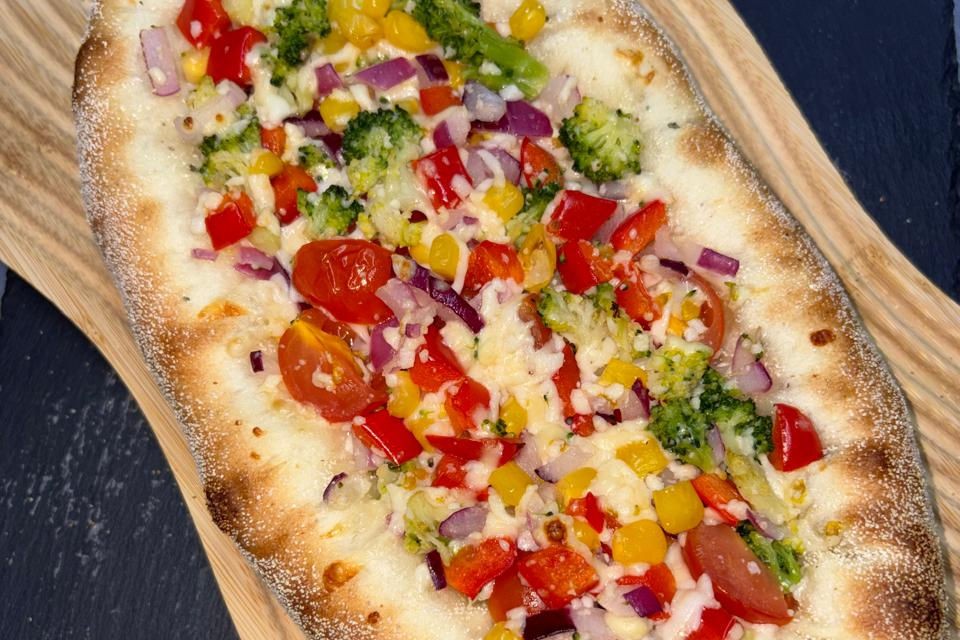 Пиде вегетарианская